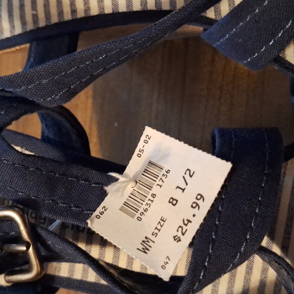 NWT Montego Bay Club Woman's Blue Size 8.5 wedge sandals - Picture 3 of 7